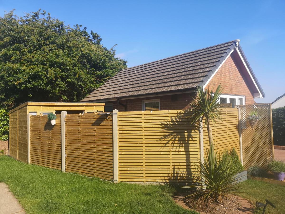 Grove Lodge Pembrokeshire 밀포드헤이븐 외부 사진